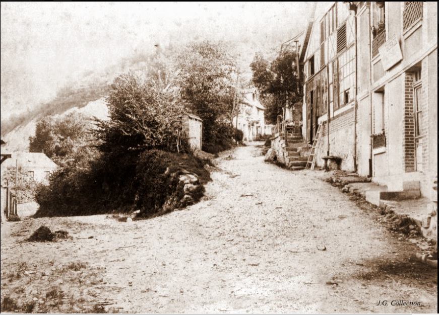 pied côte bourgtheroulde