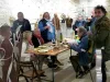 Petit moment de convivialité pendant l'installation